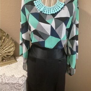AGB Colorful Graphic 3/4 Sleeve Blouse